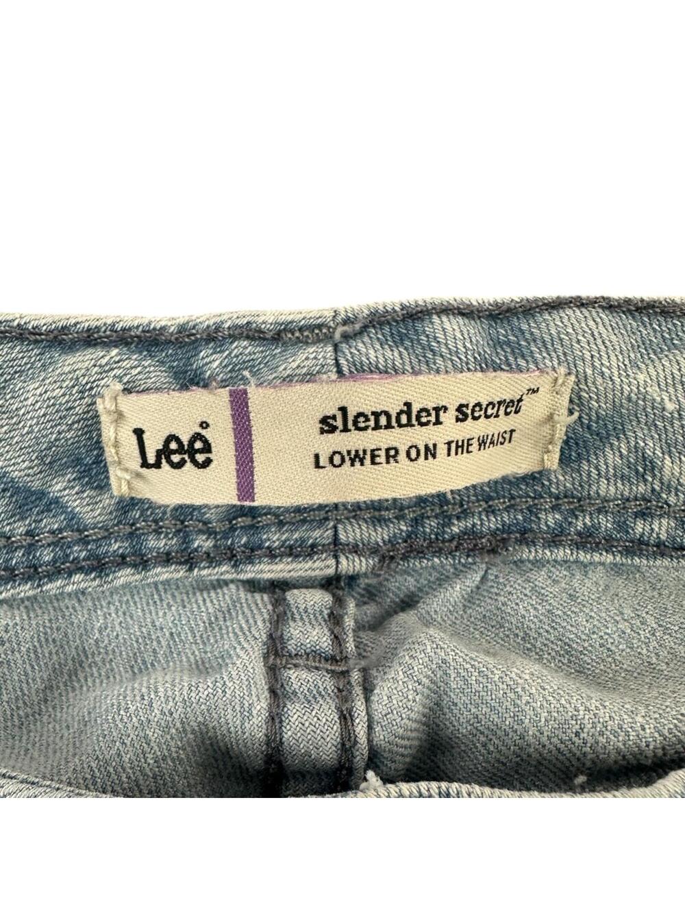 Lee Slender Secret Rhinestone Wave Mid Rise Capri Jeans - Picture 6 of 8
